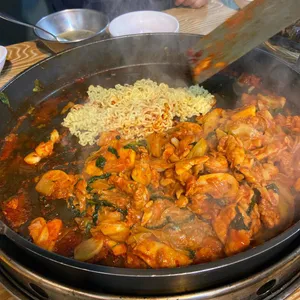 삼촌네 춘천닭갈비 사진