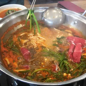 일석삼조버섯매운탕 사진