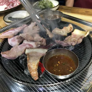 소문난숯불뒷고기 사진