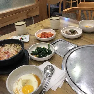 청담옥24시 사진