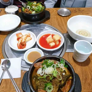 청기와뼈다귀해장국 사진