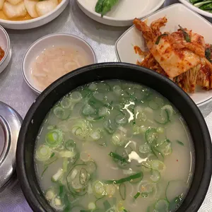 쌍둥이 수육국밥 리뷰 사진