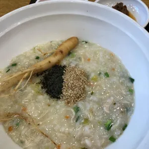 본죽 사진