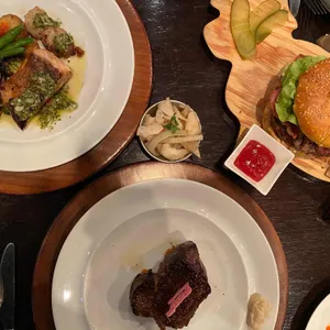 붓처스컷 리뷰 사진