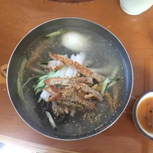 재건냉면 사진