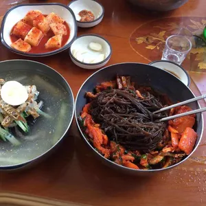 재건냉면 사진