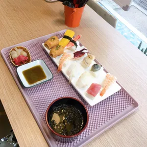 꽃피는초밥 사진