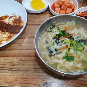 장터홍두깨손칼국수 사진