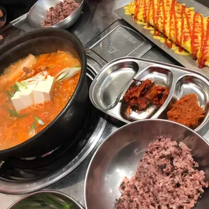 백채김치찌개 사진