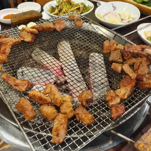 마당놀이화로구이 사진