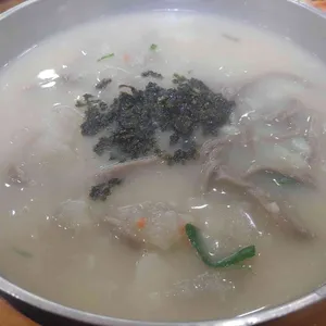 바우 옹심이메밀칼국수 사진
