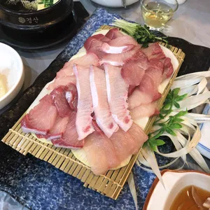 아지트숙성회&참치 사진