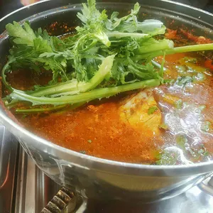 청정어수산 사진