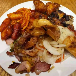 애슐리 퀸즈 사진