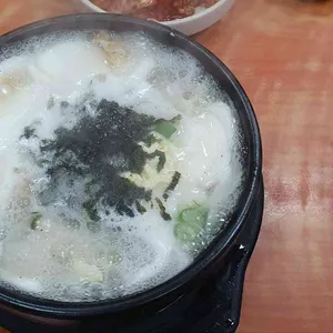황태 뚝배기 칼국수 사진