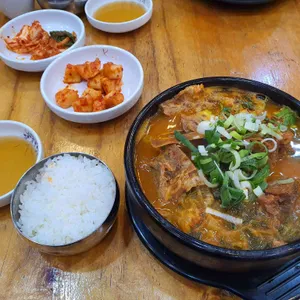 도깨비얼큰해장국 사진