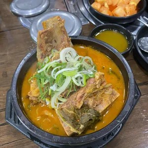 암사고바우감자탕 사진
