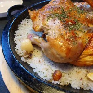 꾼들이 꾸운누룽지통닭 사진