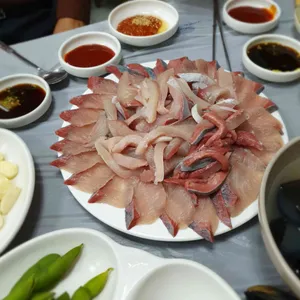 윤가네 초장횟집 사진