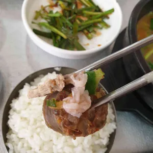 밀양돼지국밥 사진