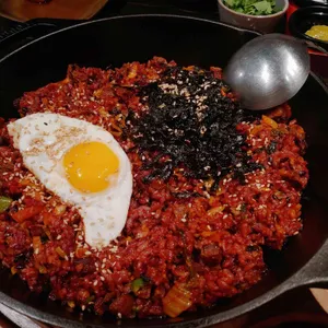 우텐더 사진