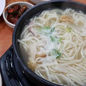 황태 뚝배기 칼국수 사진