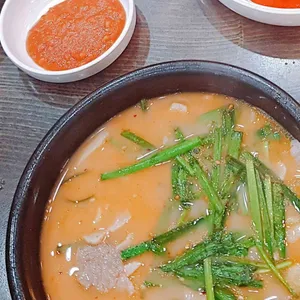 79네수육국밥앤철판 사진