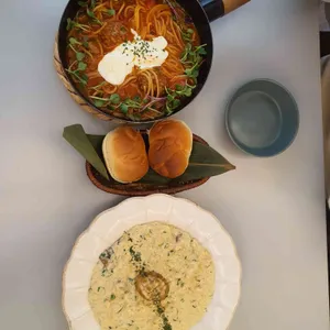 캐쥬얼식당 사진