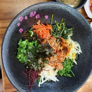 산들섬 팔도비빔밥 사진