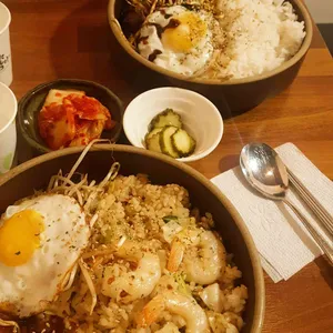 모이다식탁 사진