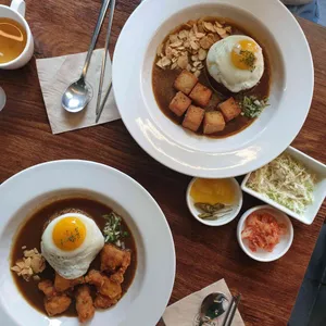 라운지앤 리뷰 사진