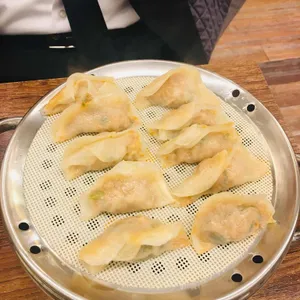 본정 손만두 리뷰 사진