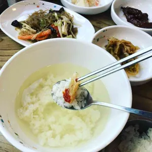 배멧원 리뷰 사진
