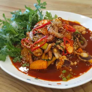 배멧원 리뷰 사진