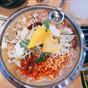 쉐프의부대찌개  사진