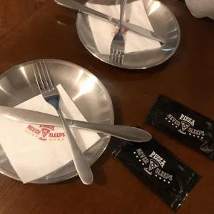 피자네버슬립스 리뷰 사진