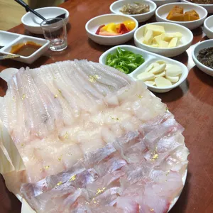 새총횟집 사진