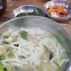 황해칼국수 사진