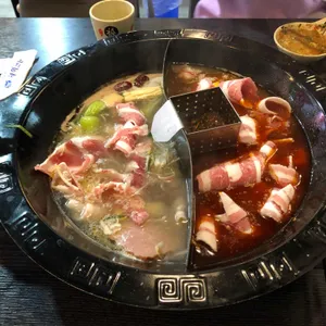 다옴마라훠궈 마라탕 양꼬치 사진