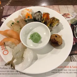 쿠우쿠우 사진