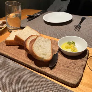 비스트로 친친 사진