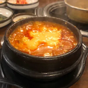 순두부와 삼겹살 사진