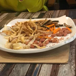 살루떼 사진