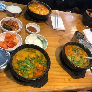 부산아지매국밥 사진