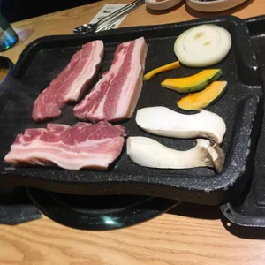돌하루방도야지 사진