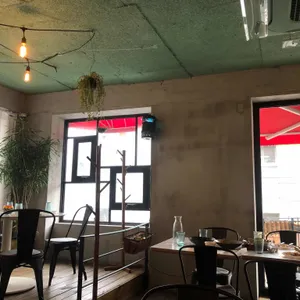 트라가 리뷰 사진