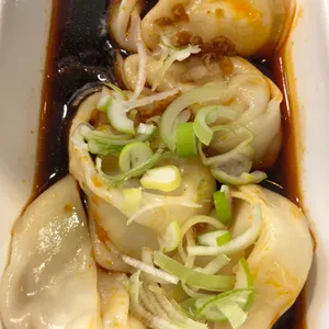 진티엔 사진