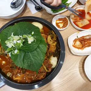 유명한감자탕 사진