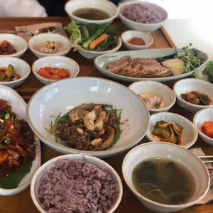 무월식탁 리뷰 사진