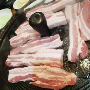 산들마당솥뚜껑삼겹살 사진